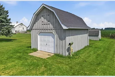 1132 Stony Point Road, Dixon, IL 61021 - Photo 6