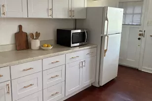 7348 N Ridge Blvd, Chicago, IL 60645 - Photo 16