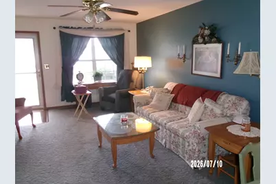 103 Fleming Court #103, Watseka, IL 60970 - Photo 8