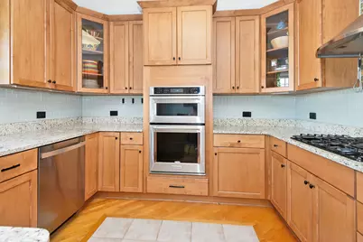 1132 Schneider Avenue, Oak Park, IL 60302 - Photo 4