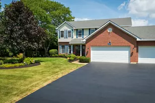 12807 Shelly Ln, Plainfield, IL 60585 - Photo 2