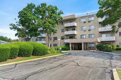 280 N Westgate Road #231, Mount Prospect, IL 60056 - Photo 2