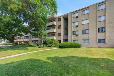 280 N Westgate Road #231, Mount Prospect, IL 60056 - Photo 1
