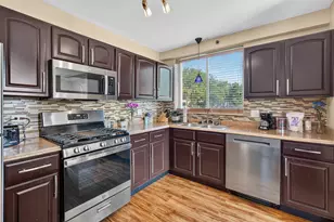 280 N Westgate Rd, Mount Prospect, IL 60056 - Photo 12