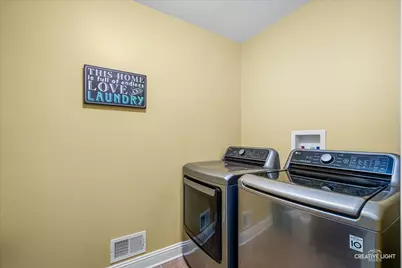 318 Winthrop Drive, Oswego, IL 60543 - Photo 22
