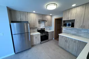 786 Greenwood Rd, Northbrook, IL 60062 - Photo 8