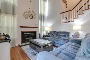 18 Bedford Rd, Mundelein, IL 60060 - Photo 4