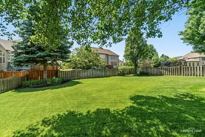 390 Bloomfield Circle E, Oswego, IL 60543 - Photo 36