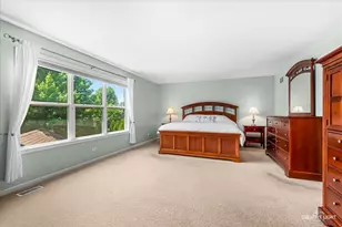390 Bloomfield Cir E, Oswego, IL 60543 - Photo 12