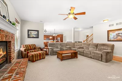 390 Bloomfield Circle E, Oswego, IL 60543 - Photo 10