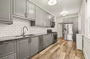 1140 E Hyde Park Blvd, Chicago, IL 60615 - Photo 10