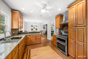 403 S 13th Ave, Saint Charles, IL 60174 - Photo 6