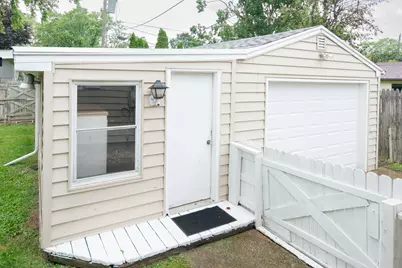 1527 S Main Street, Belvidere, IL 61008 - Photo 56