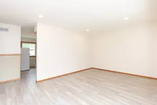 1527 S Main St, Belvidere, IL 61008 - Photo 24