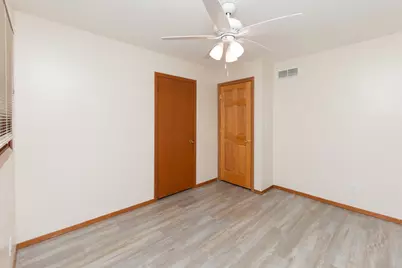 1527 S Main Street, Belvidere, IL 61008 - Photo 34
