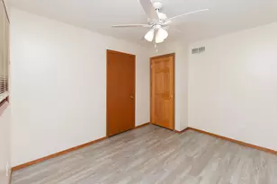 1527 S Main St, Belvidere, IL 61008 - Photo 34