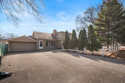 10715 Diversey Avenue, Melrose Park, IL 60164 - Photo 16