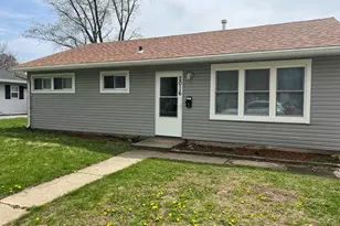 2016 Capri Ave, Joliet, IL 60436 - Photo 1