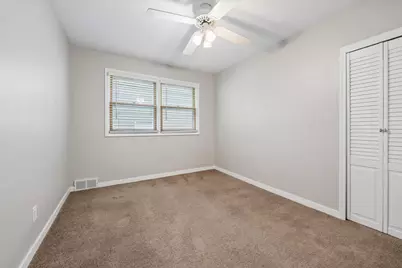 110 W 12th Avenue, Naperville, IL 60563 - Photo 14