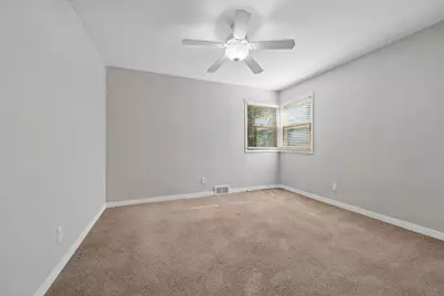 110 W 12th Avenue, Naperville, IL 60563 - Photo 12