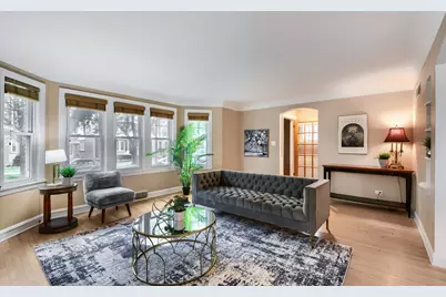 5310 N Lockwood Avenue, Chicago, IL 60630 - Photo 2