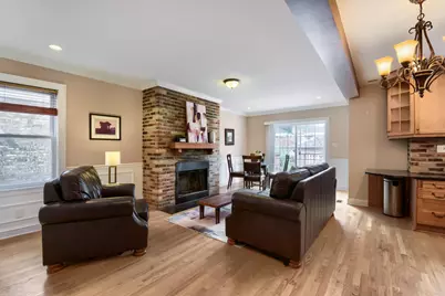 5310 N Lockwood Avenue, Chicago, IL 60630 - Photo 8