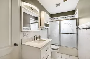 5310 N Lockwood Ave, Chicago, IL 60630 - Photo 12