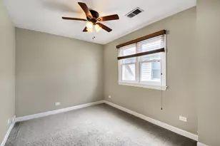 5310 N Lockwood Ave, Chicago, IL 60630 - Photo 14