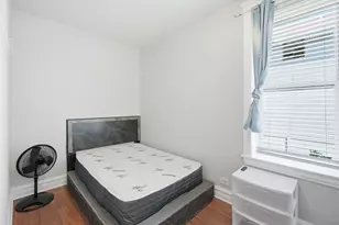 1622 S Karlov Ave, Chicago, IL 60623 - Photo 16
