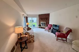 221 W Golfview Terrace, Palatine, IL 60067 - Photo 8
