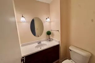 221 W Golfview Terrace, Palatine, IL 60067 - Photo 6