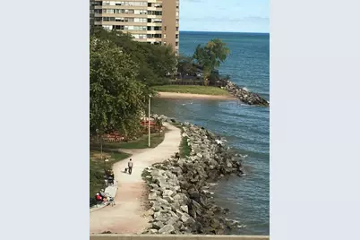 6157 N Sheridan Road #18E, Chicago, IL 60660 - Photo 4