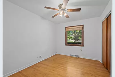 6231 Linden Lane, La Grange Highlands, IL 60525 - Photo 16