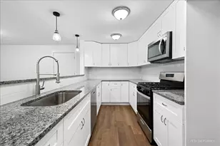 544 N Hainesville Rd, Round Lake Park, IL 60073 - Photo 12