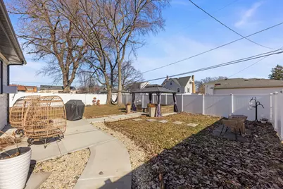 9525 Parkside Avenue, Oak Lawn, IL 60453 - Photo 24