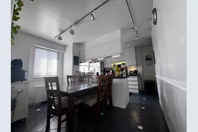 7061 N Kedzie Avenue #1102, Chicago, IL 60645 - Photo 8