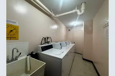 7061 N Kedzie Avenue #1102, Chicago, IL 60645 - Photo 16