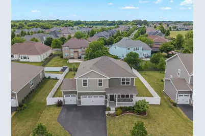 759 Kentshire Circle, Elgin, IL 60124 - Photo 2
