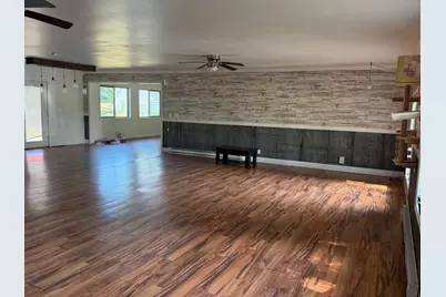 1995 N 1950 Road E, Watseka, IL 60970 - Photo 2