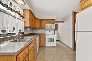 34453 S Davy Ln, Wilmington, IL 60481 - Photo 6