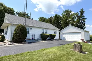 843 N 2401st Rd, Oglesby, IL 61348 - Photo 18