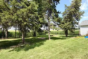 843 N 2401st Rd, Oglesby, IL 61348 - Photo 24
