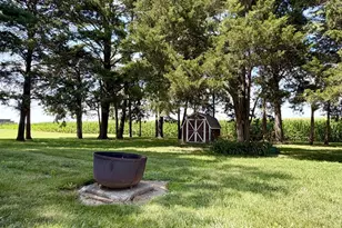 843 N 2401st Rd, Oglesby, IL 61348 - Photo 26