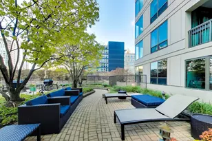 400 N LaSalle St, Chicago, IL 60654 - Photo 32