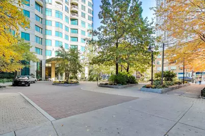 400 N Lasalle Street #1306, Chicago, IL 60654 - Photo 8