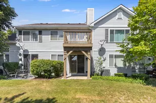 3089 Kentshire Cir, Naperville, IL 60564 - Photo 16