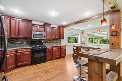 21W640 Maple Avenue, Medinah, IL 60157 - Photo 8