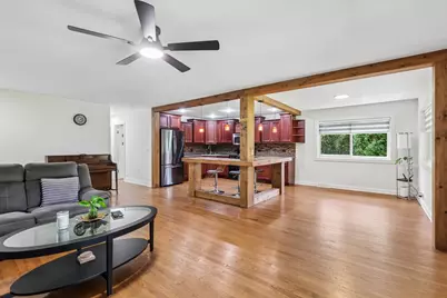 21W640 Maple Avenue, Medinah, IL 60157 - Photo 6