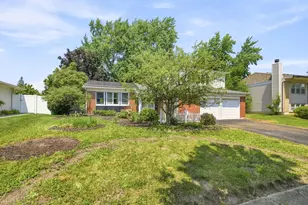 337 Huntington Way, Bolingbrook, IL 60440 - Photo 1