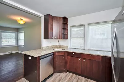 7810 E Prairie Road, Skokie, IL 60076 - Photo 6